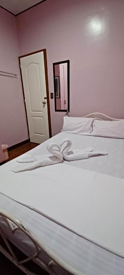 Donsol Aguluz Homestay Exterior foto
